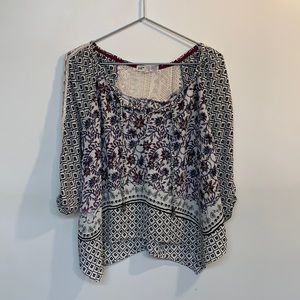 Flowy top Jolt brand size S lace on arms and back